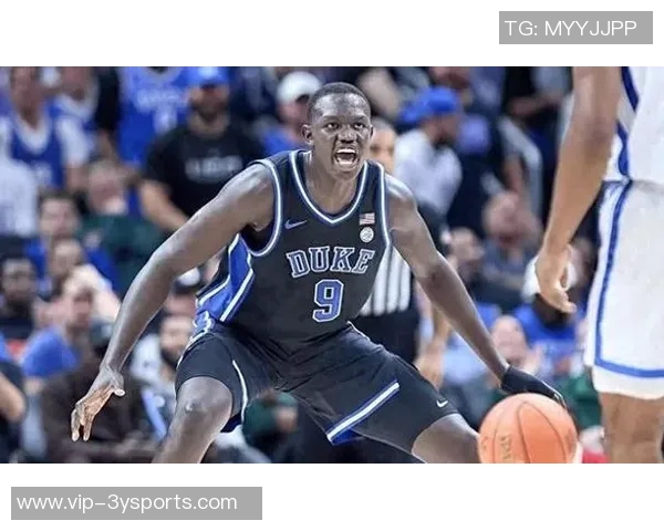 太阳主帅称赞马卢阿奇表现出色反应令人满意展现自信与进步