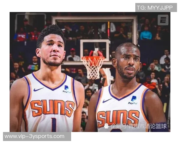 布克失误频繁引发主帅关注对手防守策略显著影响表现 布克失误频繁引发主帅关注对手防守策略显著影响表现