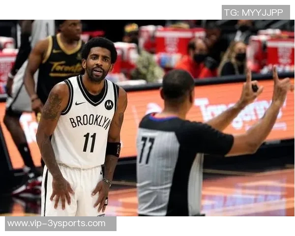 三球半场表现平平12投4中贡献12分4板3助3失误状态需提升